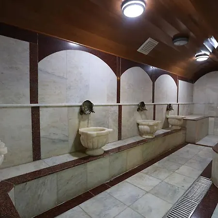 Hotell Grand Ayzek