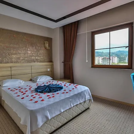 Hotell Grand Ayzek
